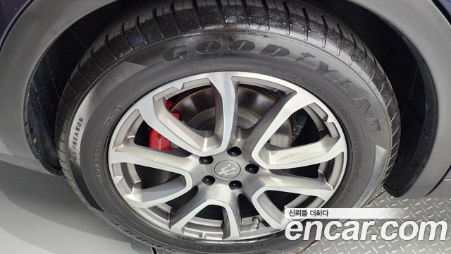 Maserati Levante 3.0 Diesel AWD - фото 4