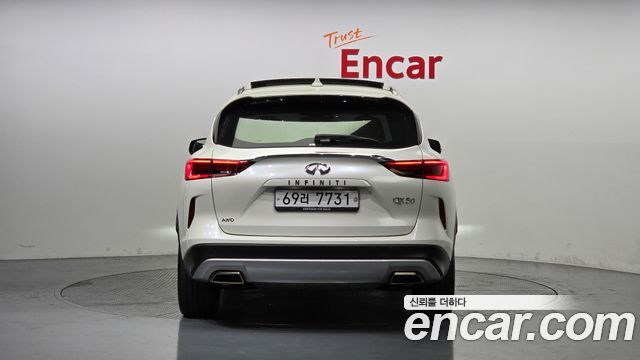 Infiniti QX50 2.0 Sensory AWD - фото 3