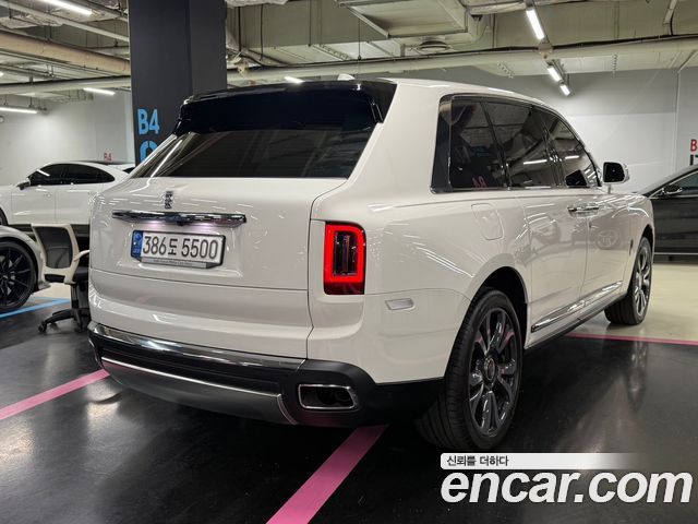Rolls-Royce Cullinan 6.7 V12 - фото 3