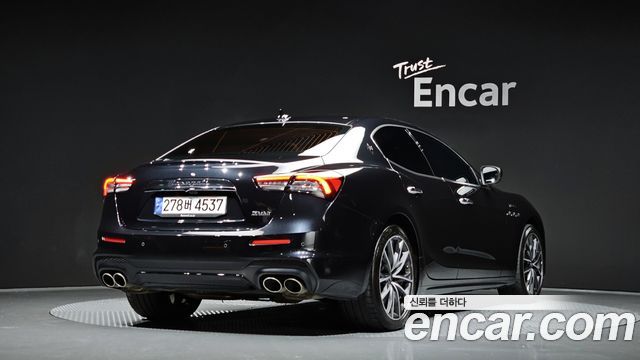 Maserati Ghibli 3.0 Modena 3rd - фото 1