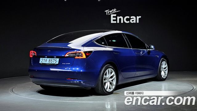 Tesla Model 3 Long Range AWD - фото 1