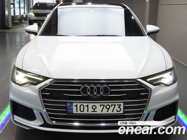 Audi A6 C8 40 TDI Premium - фото 2