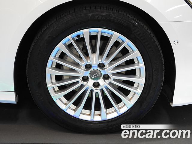 Audi A6 C8 40 TDI Premium - фото 4