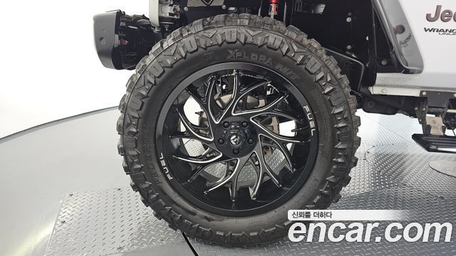Jeep Wrangler JL 2.0 Rubicon Power Top 4Door - фото 4