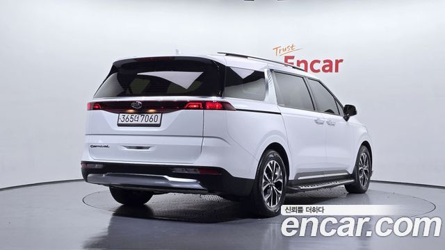 Kia Carnival 4-го поколения 9-Seater Noblesse - фото 1