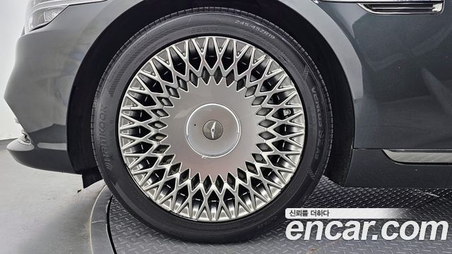 Genesis G90 3.8 AWD Premium Luxury - фото 4