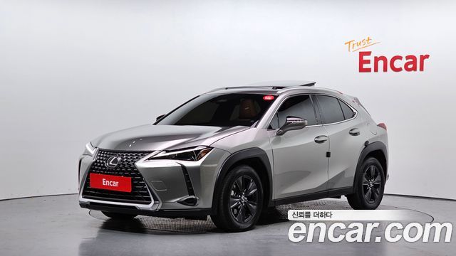 Lexus UX 2.0 2WD - фото 0