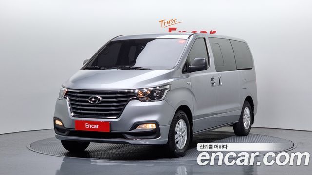 Hyundai Starex Новый Van 5-Seater Smart - фото 0