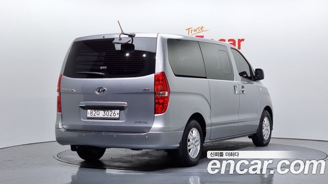 Hyundai Starex Новый Van 5-Seater Smart - фото 1