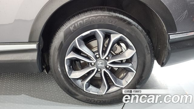 Honda CR-V 5-го поколения 1.5 EX-L 2WD - фото 4