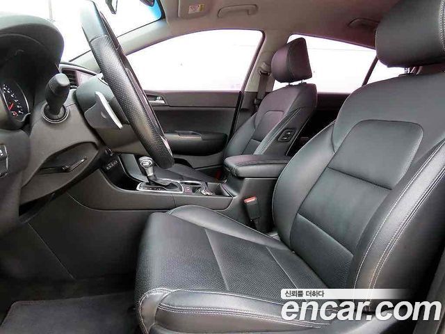 Kia Sportage Diesel 2.0 2WD Prestige - фото 4