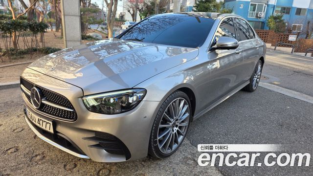 Mercedes-Benz E-Class W213 E350 4MATIC AMG Line - фото 0