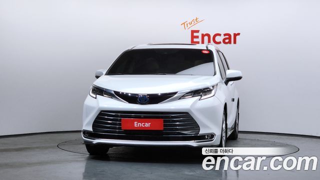 Toyota Sienna 4-го поколения 2.5 Hybrid 2WD - фото 2