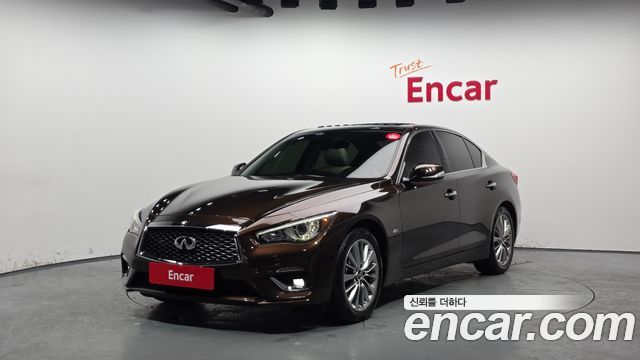 Infiniti Q50 2.0 - фото 0