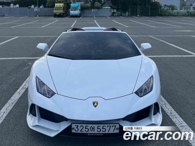 Lamborghini Huracan LP640-4 EVO Spyder - фото 2