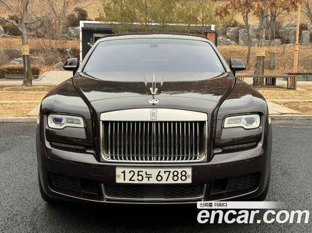 Rolls-Royce Ghost 6.6 EWB V12 - фото 2