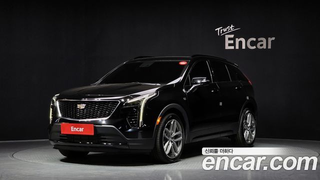 Cadillac XT4 2.0 Sport AWD - фото 0