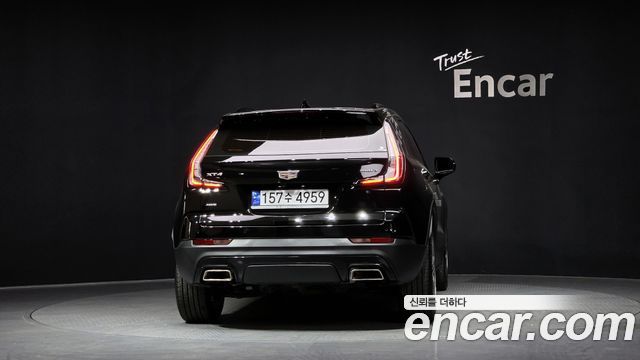 Cadillac XT4 2.0 Sport AWD - фото 3