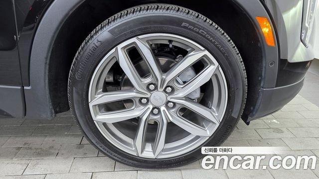 Cadillac XT4 2.0 Sport AWD - фото 4