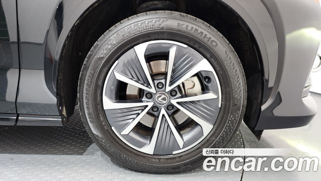 Lexus RZ Luxury - фото 4