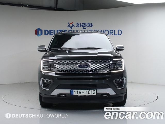 Ford Expedition Platinum 4WD 7Seater - фото 2