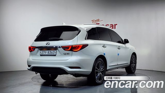 Infiniti QX60 3.5 AWD - фото 1