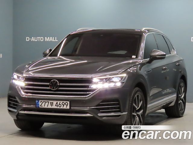 Volkswagen Touareg 3-го поколения 3.0 TDI Prestige - фото 0