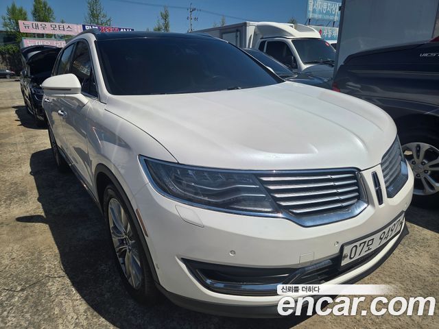 Lincoln MKX 2-го поколения 2.7 2WD - фото 0