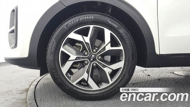 Kia Sportage Diesel 2.0 2WD Prestige - фото 4