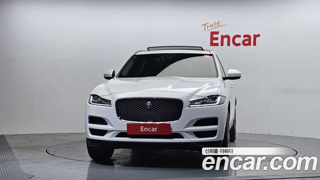 Jaguar F-PACE 20d Prestige - фото 2