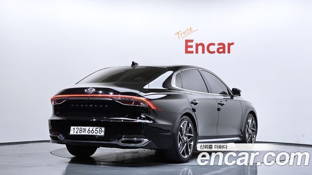 Hyundai Grandeur Новый IG 3.0 LPi Exclusive - фото 1