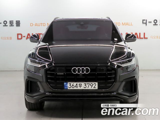Audi Q8 55 TFSI Quattro Premium - фото 2