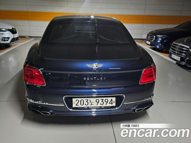 Bentley Flying Spur 3-го поколения 4.0 - фото 3