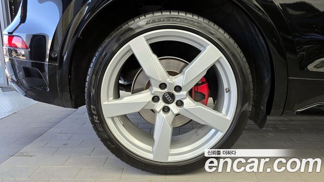 Audi SQ5 FY 3.0 TFSI Quattro - фото 4