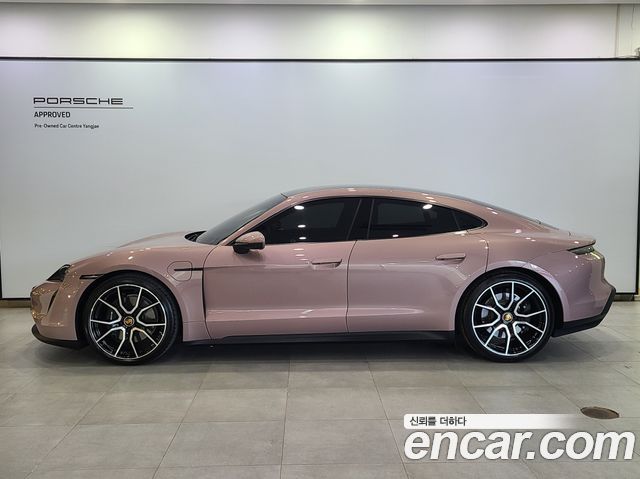 Porsche Taycan Base - фото 4