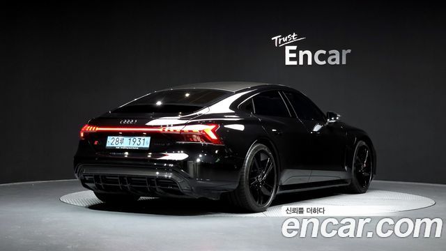 Audi RS e-tron GT GT RS - фото 1