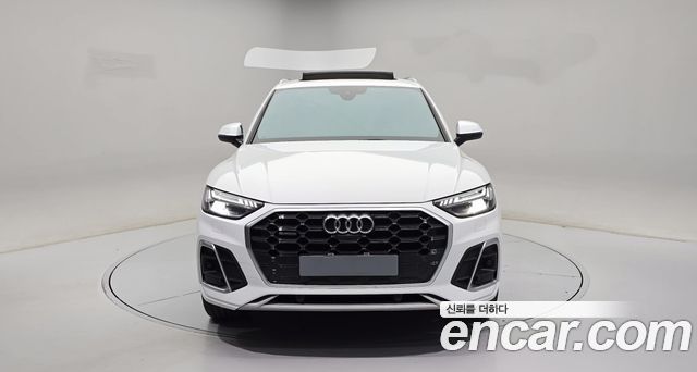 Audi Q5 FY 45 TFSI Quattro Premium - фото 2