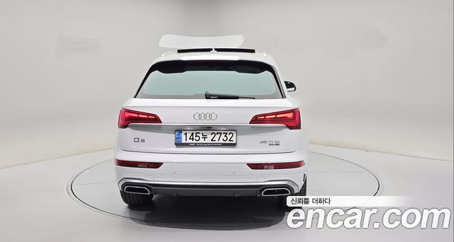 Audi Q5 FY 45 TFSI Quattro Premium - фото 3