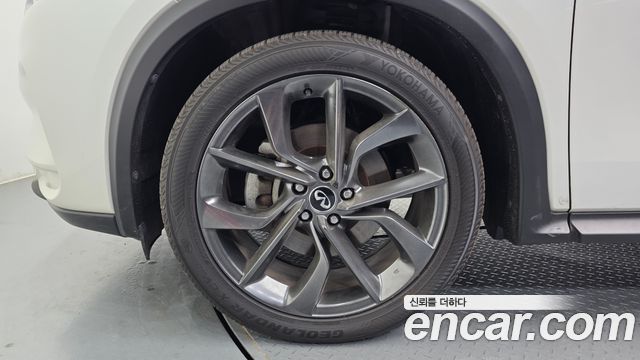 Infiniti QX50 2.0 Sensory AWD - фото 4