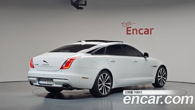 Jaguar XJ 3.0D XJ50 LWB X351 - фото 0