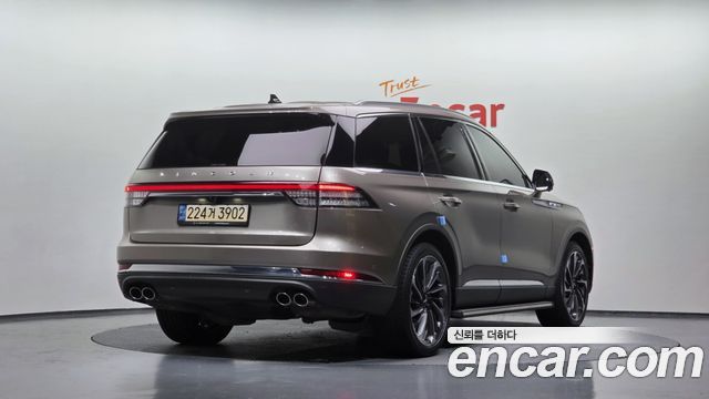 Lincoln Aviator 2-го поколения 3.0 Reserve AWD - фото 1