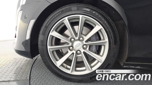 Cadillac CTS 3-го поколения 2.0 Premium - фото 4