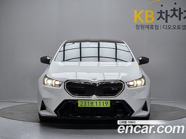 BMW M5 G90 M5 Sedan - фото 2