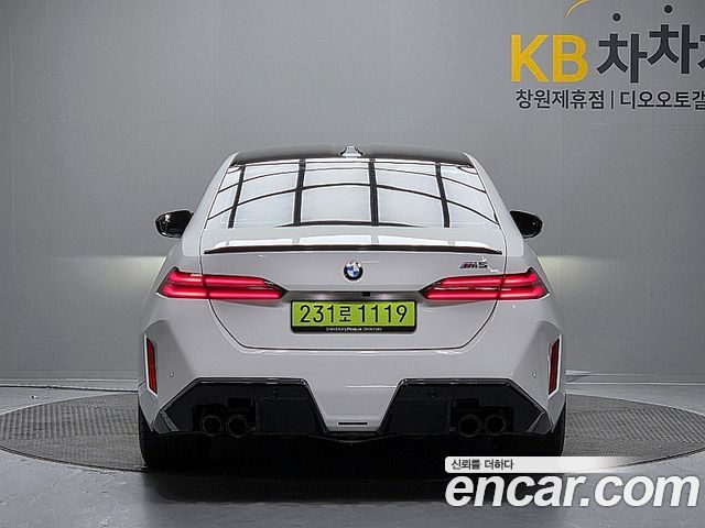 BMW M5 G90 M5 Sedan - фото 3