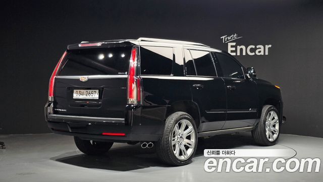 Cadillac Escalade 6.2 4th - фото 1