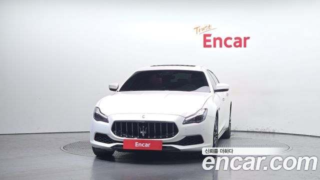 Maserati Quattroporte 3.0 Diesel - фото 2