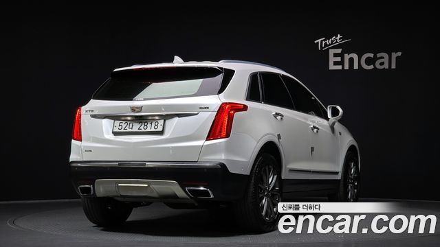 Cadillac XT5 3.6 Platinum - фото 1