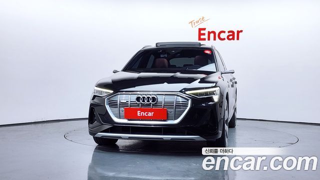 Audi e-tron 55 Quattro Sportback - фото 2