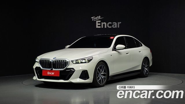 BMW i5 G60 eDrive 40 M Sport - фото 0