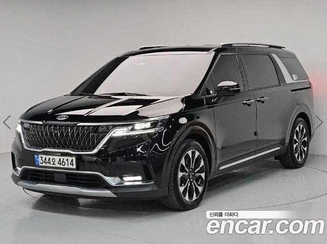 Kia Carnival 4-го поколения 9-Seater Signature - фото 0